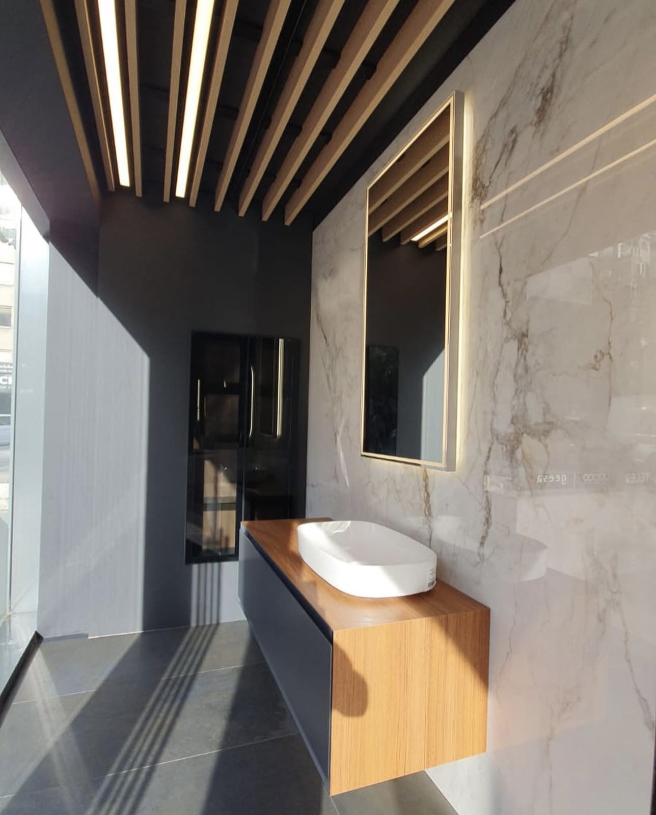 ARQ Showroom